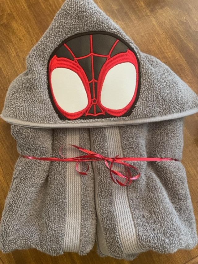 Little Spider Hero 2.0 Hooded Towel