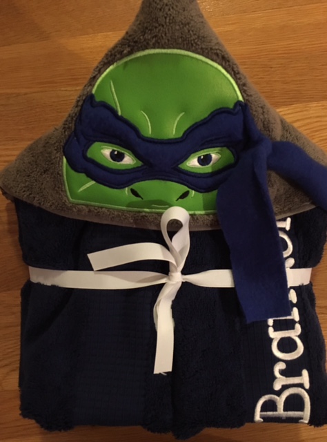 Turtle L Hooded Towel